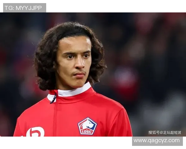 足球明星的残疾儿子名字揭晓引发社会关注与热议 足球明星的残疾儿子名字揭晓引发社会关注与热议