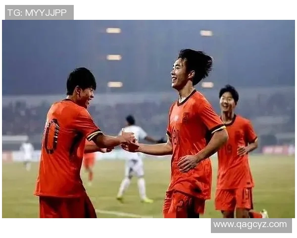 国足客战伊朗迎来关键时刻球员状态与战术调整成胜负关键